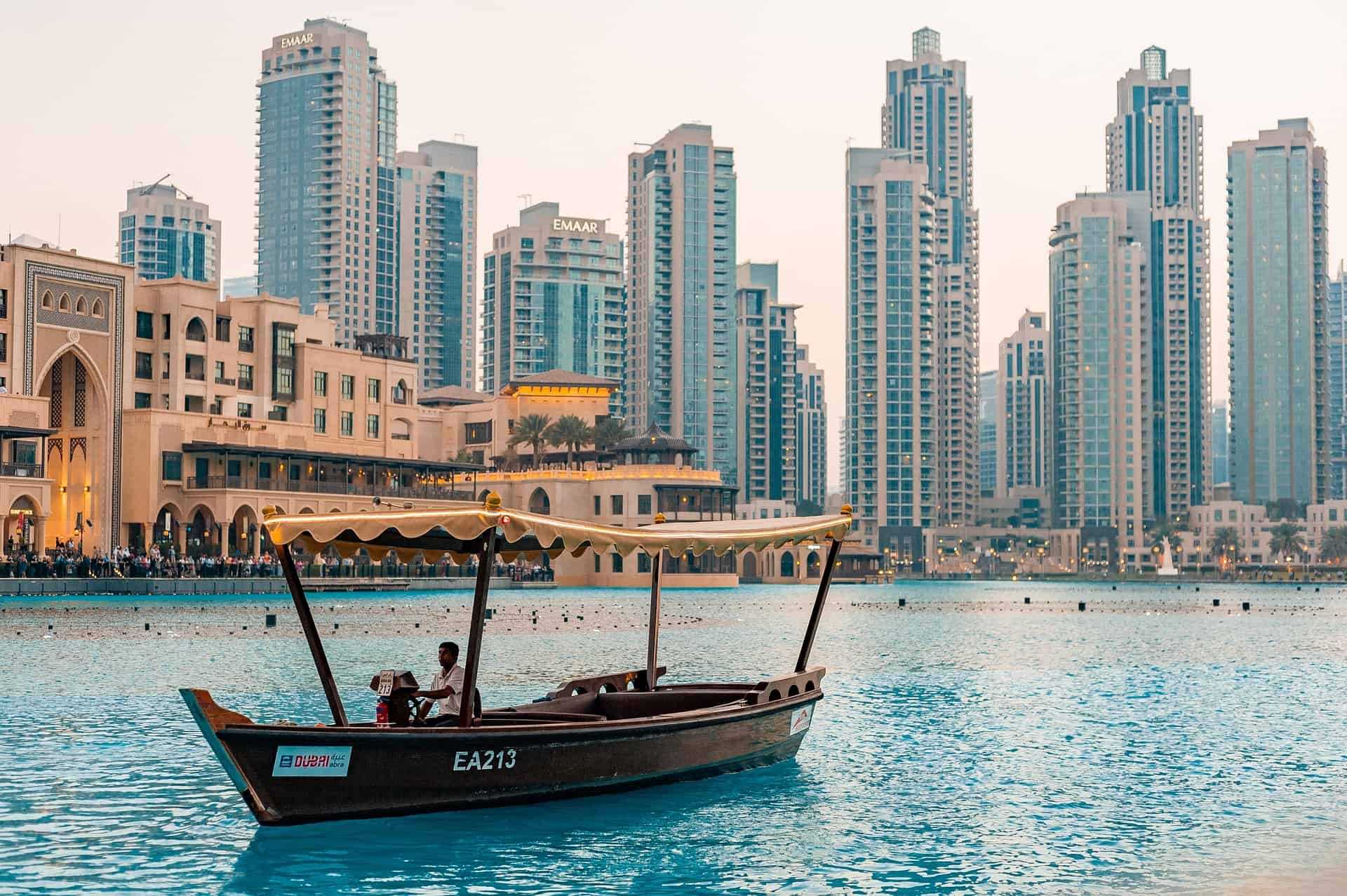 What Is the Correct UAE CV Format?