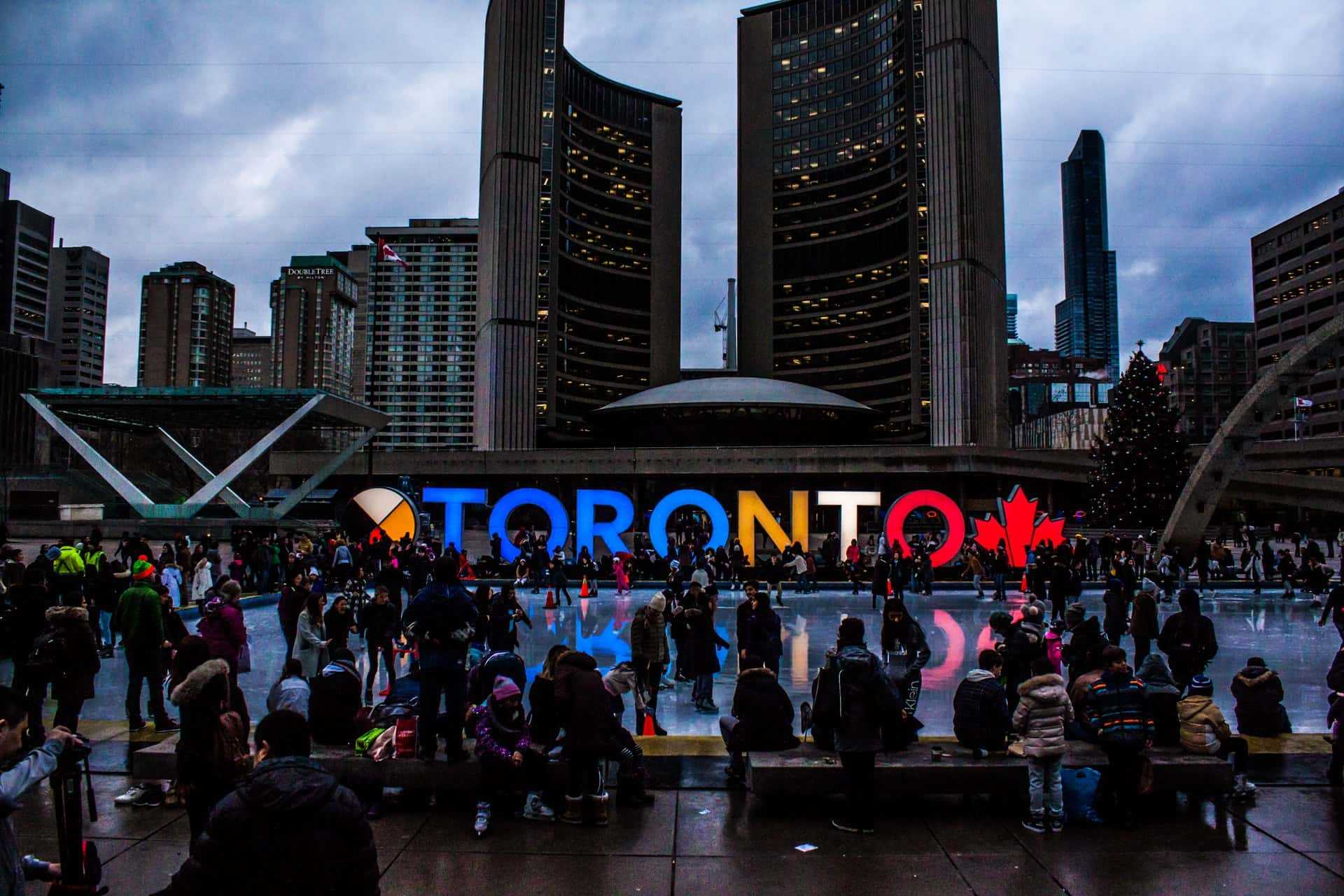 Is it Worth to Hire a Canadian Resume Writing Service?